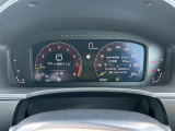 【スピードメーター】メーターがシンプルで見やすく運転しやすいですね。
