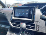 快適なドライブを楽しむための機能が装備!運転席から触れるので、操作も簡単です!