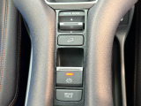 電子パーキングに加えてブレーキホールドシステムを装備しておりますので、信号待ちや踏み切り待ちでもブレーキを踏まずに停止できます!発進する際はアクセルを踏むだけですので渋滞時などはかなり楽ですね!