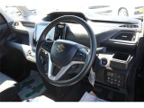 前席全体 目線も高く広い視界で安心して運転することができますね!