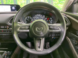 【純正革巻きステアリング】上質な革を使用することで、手にしっかり馴染みとても運転しやすいハンドルです♪