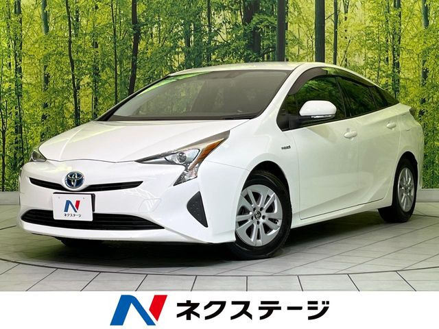 トヨタ プリウス 