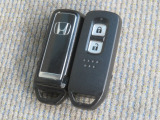 スマートキー2つ付きです。