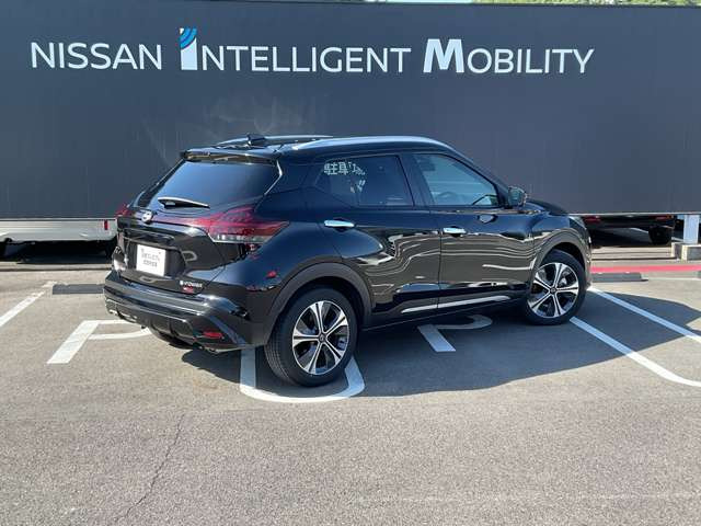 日産 キックス 1.2 X (e-POWER) の中古車詳細 (9,000km, ブラック