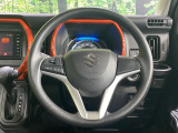 【ステアリングスイッチ】運転中、前方から目線をそらすことなく、オーディオ等の操作が可能な便利機能!安心&快適なドライブを演出してくれます♪