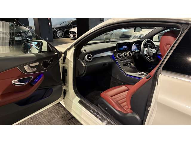 メルセデス・ベンツ Cクラスクーペ C180 スポーツ レザー