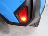 LEDリヤフォグランプ装備!濃霧や吹雪などの悪天候時に自車位置を後続車に知らせ、視界不要による追突を防止することができます。
