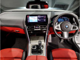 ☆センターパネルを運転席側に僅かに傾けたBMW独特のインパネ☆【駆け抜ける歓び】はここからもスタートしております☆