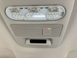 あおり運転をされても安心!緊急通報も可能、ボタンを押すだけでオペレーターにつながるSOSコール付。(別途登録費用が必要となります。)