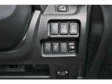 中古車だからボディーコーティングがおすすめ!下地処理が重要なコーティングはもちろんプロの施工でピカピカに仕上げます。濃色車は親水性、淡色車は撥水性のものがオススメ!