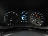 展示車は全てトヨタの車を知り尽くしたエキスパートが基本性能に関わる機能や状態を徹底的にチェックしています。消耗部品の事前交換など法定12ヶ月点検相当の点検・整備を必ず実施しています。