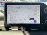 10.5インチディスプレイオーディオを装備。スマホとクルマをつなぐことで、これまでのナビに加えて、いろんなサービスが楽しめます。