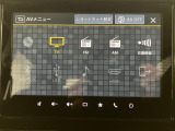 【9インチナビ】TV CD/DVD再生やBluetoothオーディオなど多彩なメディアに対応したメモリーナビを装備しています。