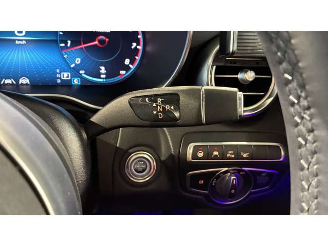 メルセデス・ベンツ Cクラスクーペ C180 スポーツ レザー