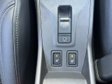 シートヒーター装備付き車!!座席に埋め込まれた電熱線によりシートを暖めることが出来る装備で、温めたられたシートは、寒い冬には最適です!!