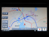 純正ナビで、慣れない道も旅先も安心。