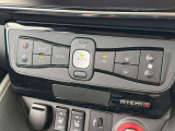 オートエアコンで温度を設定するだけで快適な車内環境を維持することができます!