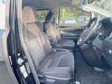 運転席シート廻りは使用感も少なく、良好な状態となっています。丁寧に使われていたことがよくわかりますね。