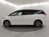 トヨタが中古車選びを変える「TOYOTA認定中古車」。選ぶならトヨタの安心中古車! 1、徹底した洗浄 2、車両検査証明書付き 3、ロングラン保証 且つ、修復歴が無い車です!