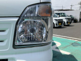 ヘッドライトはハロゲン仕様です!