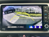 バックモニター付きで、車庫入れやバック時の後方確認をしっかりサポート。モニターに映し出される映像で死角も確認しやすく、狭い場所での駐車や後退時の操作をより安心して行えます。