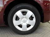 タイヤサイズは175/70R14です