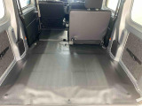 軽自動車はもちろん、乗用車、商用車、福祉車両や他銘柄のお車など、豊富なラインアップで取り揃えております。スタイルも走りも多彩なクルマの中から、お客様にぴったりの1台がきっと見つかります。