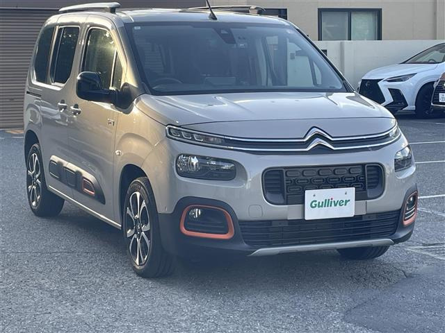 ベルランゴ シャイン ブルー HDi XTRパック ディーゼル 4WD サンルーフ