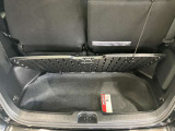 【ラゲッジルーム】実用性に優れた二段式ラゲッジル-ムでお荷物を別々に収納が可能♪♪