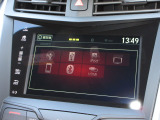ナビゲーションは純正メモリーナビを装着しております。AM、FM、Bluetooth、フルセグTVがご使用いただけます。初めて訪れた場所でも安心ですね!