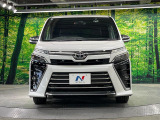 弊社では、全車『修復歴なし』のお車のみ取り扱っております。専任バイヤーによる厳選した仕入れの後、入庫後の車両チェックを行い、ネクステージが認定した高品質な中古車をご提供しております。