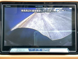 バックカメラも装備しております。車庫入れの苦手なお客様、もうご心配いりません。バックカメラがあれば、ぶつける心配無し?!重宝します!!