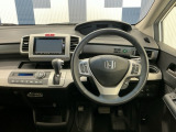 運転しやすいインパネ周りです!見やすいレイアウトで快適なドライブをサポートします!