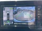 パーキングサポートシステムが車庫入れのサポートをしてくれて助かります
