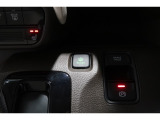 ECONボタンで低燃費モードに☆☆☆ECONスイッチを上手に使ってエコドライブ♪♪環境にもお財布にも優しい装備です☆☆☆