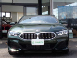BMW在庫保有台数常時100台以上!ご来店の際はBMW本店(厚木市下荻野140-1)にご来店ください!弊社自慢の全天候型ショールーム!BMW在庫保有台数常時100台以上ございます!