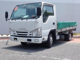 平成27年式いすゞエルフ1.5t 3Lディーゼルターボ標準フラットロースチール荷台が入庫致しました♪