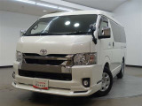 カラーはホワイトパールクリスタルシャイン! 走行距離は88500kmとなっております!