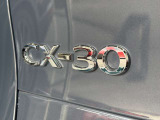走りと上質感を両立したCX-30