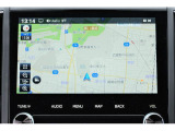 パナソニック製メモリーナビ装備!!TV視聴(フルセグ対応)やCD、DVD再生の 、Bluetoothにも対応しています。