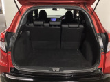 広々とした余裕のある荷室スペースです。