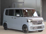当社下取りワンオーナー車につきご安心頂ける一台となっております♪純正ナビ、バックカメラなど装備充実!使用感は少なく、内外装共に程度良好の一台です♪お気軽にお問合せください!