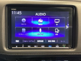 メモリーナビにフルセグTV機能あり。 ドライブや旅行に欠かせない装備です。