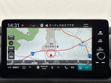 ナビゲーションはホンダコネクトディスプレイを装着しております。AM、FM、Bluetooth、フルセグTVがご使用いただけます。初めて訪れた場所でも道に迷わず安心ですね