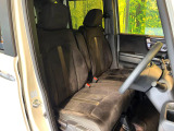運転席シート廻りは使用感も少なく、良好な状態となっています。丁寧に使われていたことがよくわかりますね。