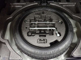 パンク修理キット装備