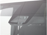 TOYOTA SAFETY SENSEは道路状況、車両状態、天候状態及びドライバーの操作状況などによっては、作動しない場所があります。あくまで運転補助機能です。