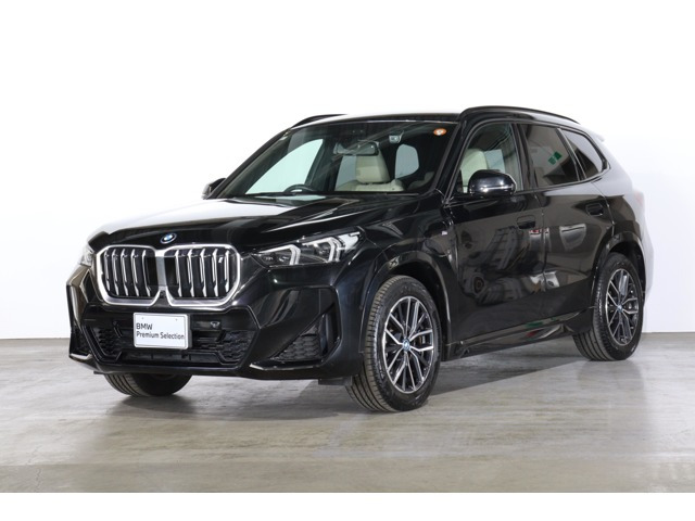 BMW iX1 