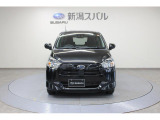 存在感のあるフロントフェイス。LEDヘッドランプ採用。
