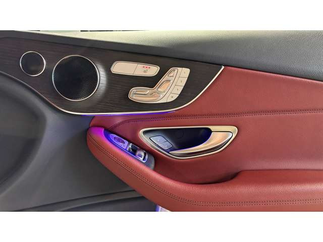 メルセデス・ベンツ Cクラスクーペ C180 スポーツ レザー